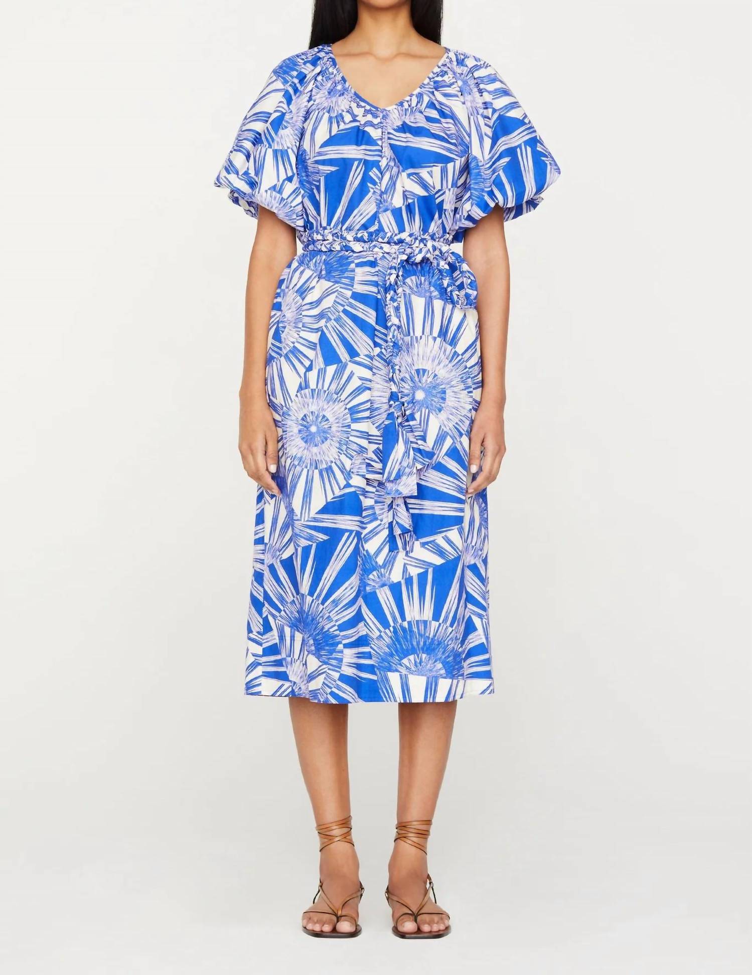 Платье Фостера в сиянии Marie Oliver, цвет radiance
Платье Фостера в сиянии Marie Oliver, цвет radiance