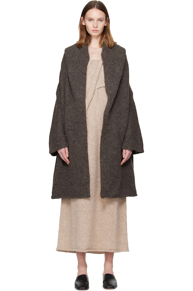 Lauren Manoogian Пальто-Капоте цвета таупе
Lauren Manoogian Пальто-Капоте цвета таупе