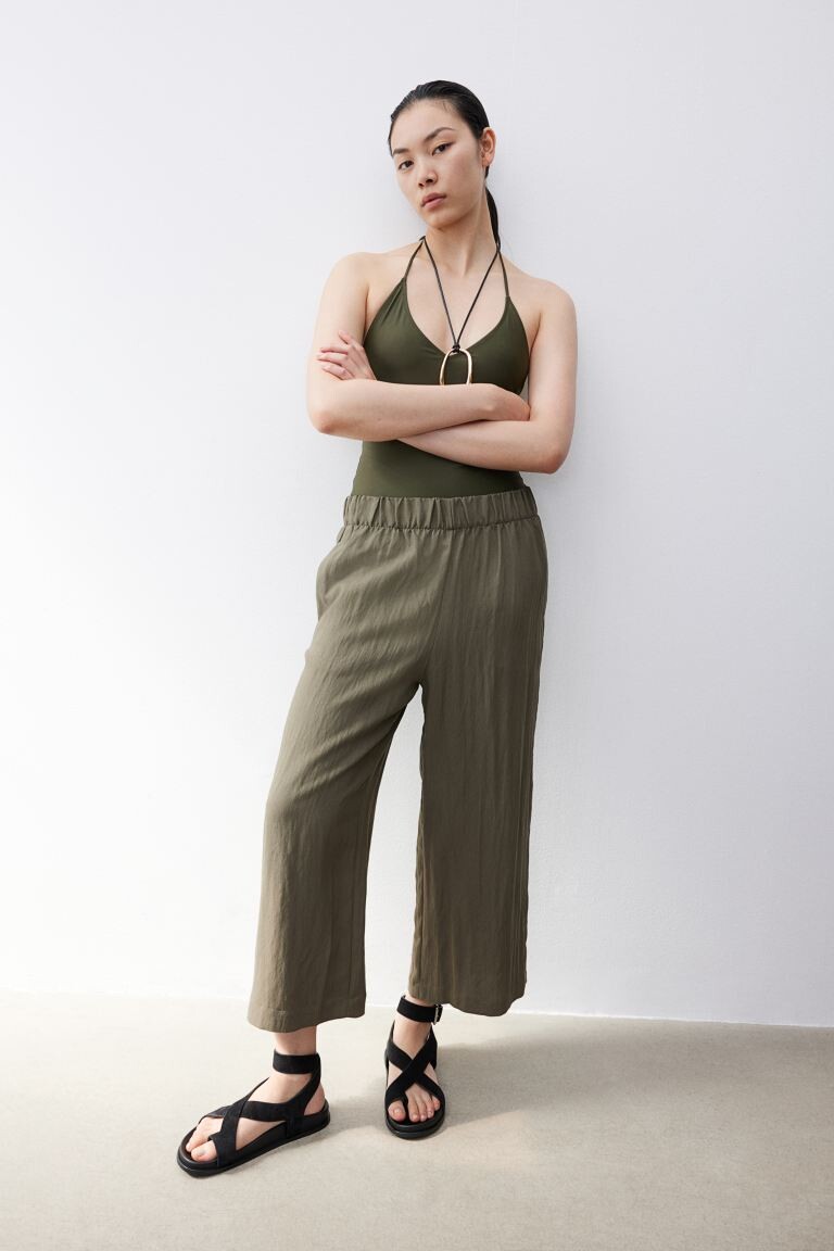 Кюлоты без застежек H&M, хаки
Кюлоты без застежек H&M, хаки