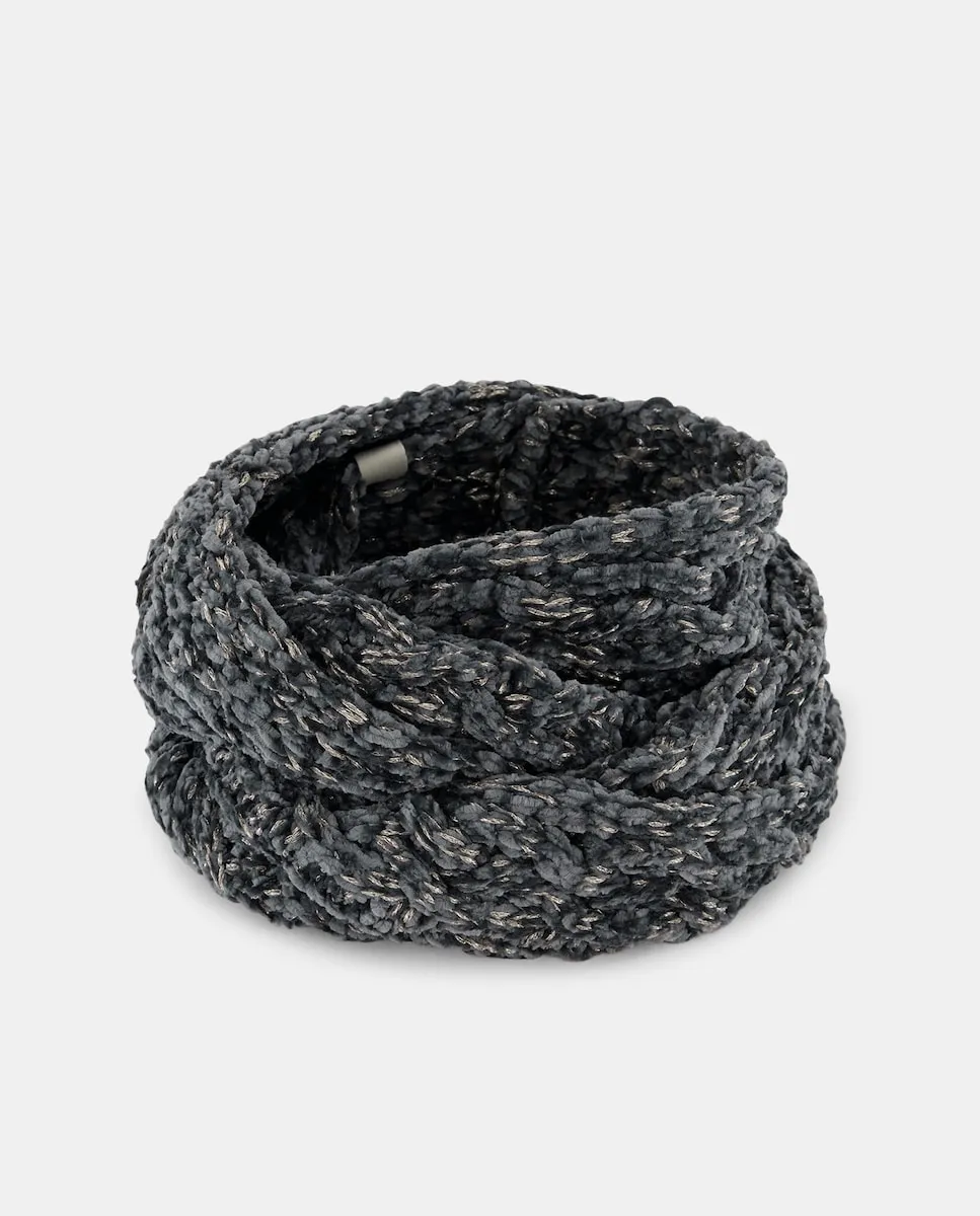 Воротник из шенилла с люрексом Green Coast, светло-серый
Воротник из шенилла с люрексом Green Coast, светло-серый