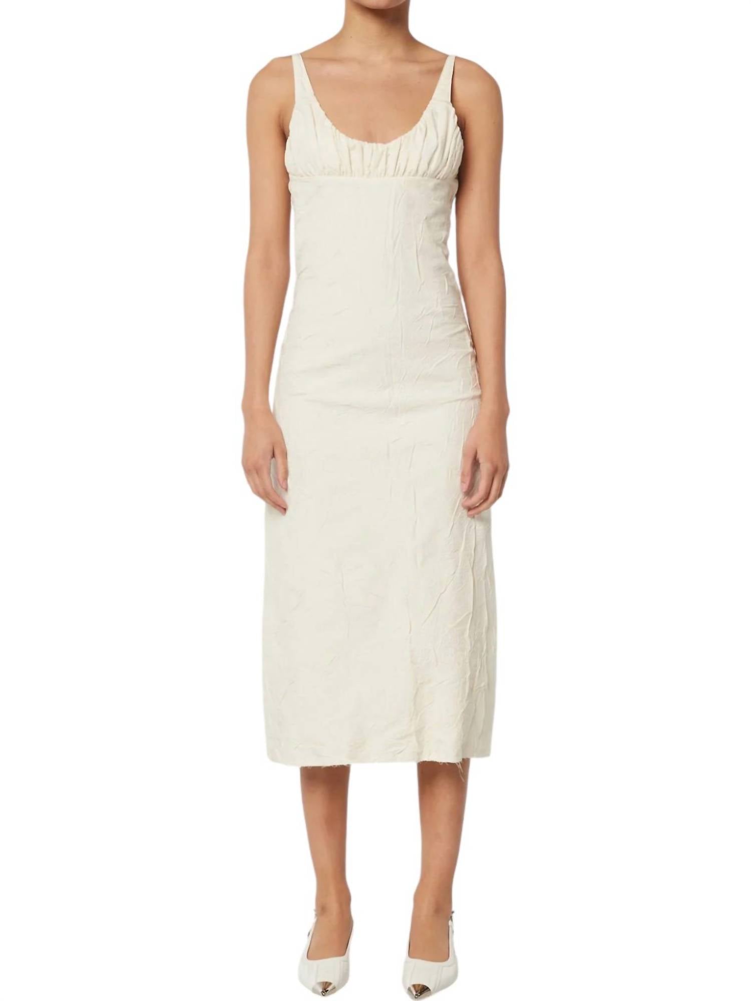 Платье Julieta в цвете Vanilla THE LINE BY K
Платье Julieta в цвете Vanilla THE LINE BY K