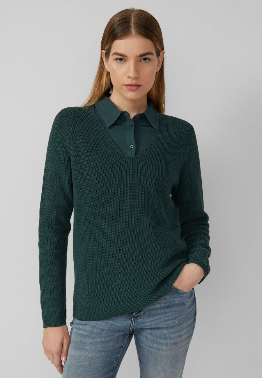 Джемпер s.Oliver AUS MIT V-AUSSCHNITT, Tannengrün/Teal
Джемпер s.Oliver AUS MIT V-AUSSCHNITT, Tannengrün/Teal