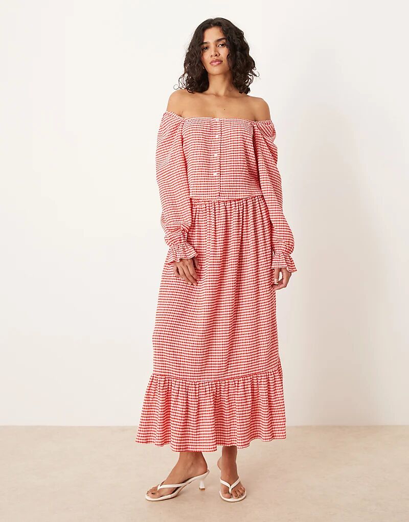 Длинная юбка ASOS DESIGN в красную клетку — часть комплекта
Длинная юбка ASOS DESIGN в красную клетку — часть комплекта