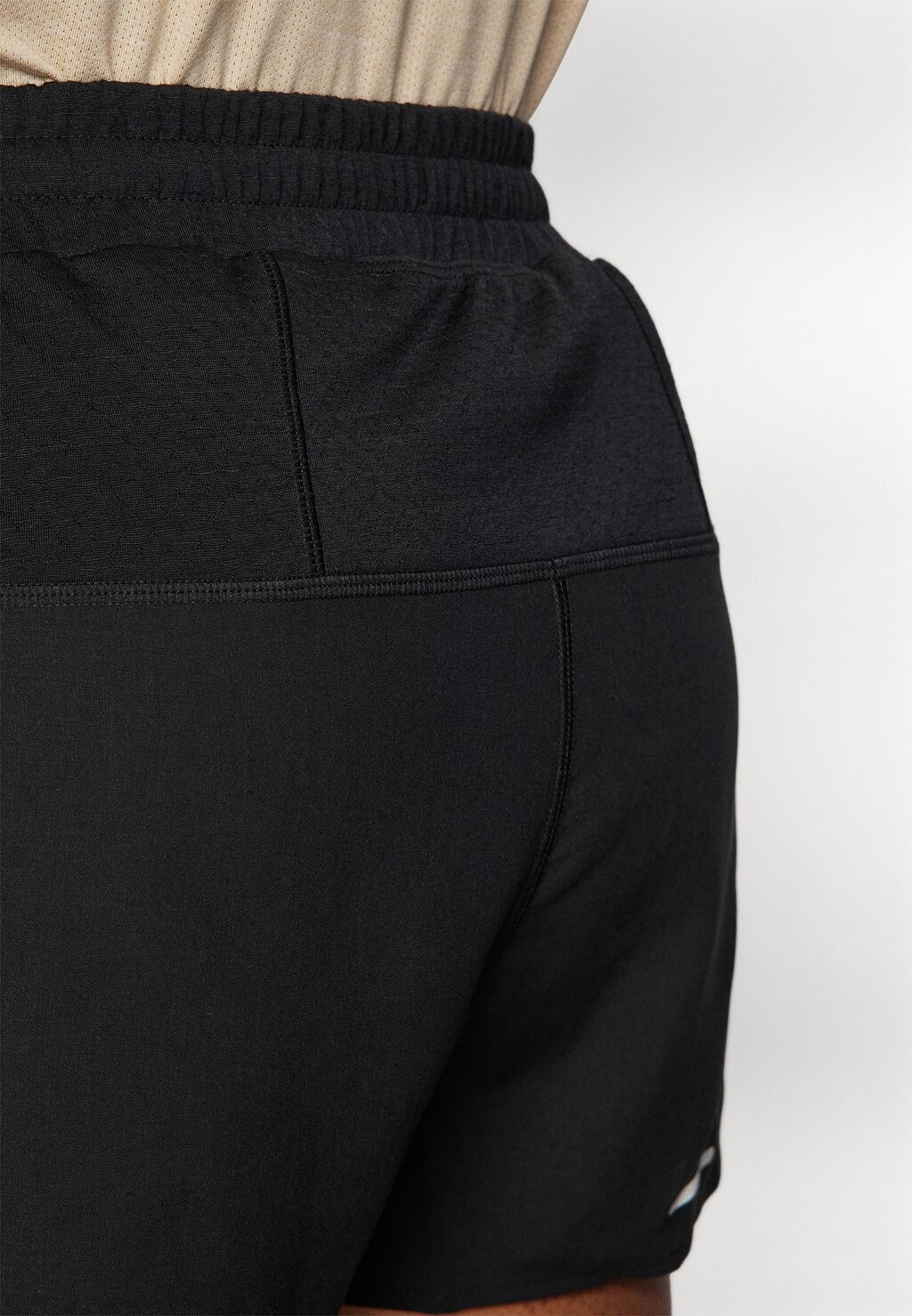 Спортивные шорты Natural 125 Light Weight Zoneknit Speed Icebreaker, черные
Спортивные шорты Natural 125 Light Weight Zoneknit Speed Icebreaker, черные