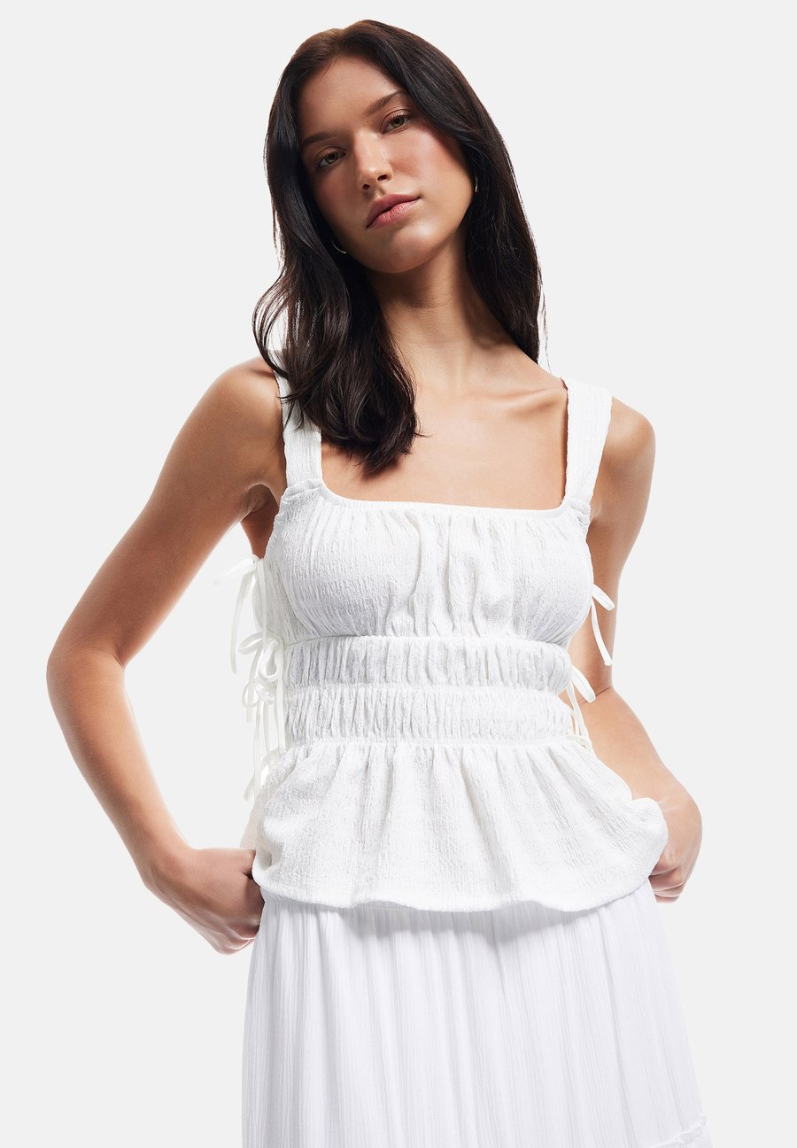 Топ Koton THICK STRAPPY, White
Топ Koton THICK STRAPPY, White