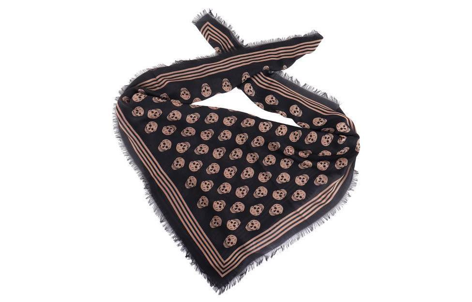 Байкерский шарф с принтом "череп" Alexander McQueen, черный
Байкерский шарф с принтом "череп" Alexander McQueen, черный