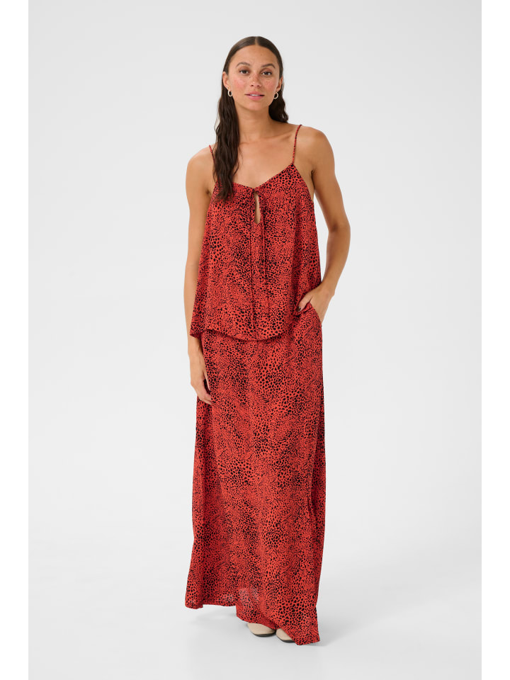 Блузка с короткими рукавами KAliana, классический крой, цвет Гренадины с рисунком животных Kaffe
Блузка с короткими рукавами KAliana, классический крой, цвет Гренадины с рисунком животных Kaffe