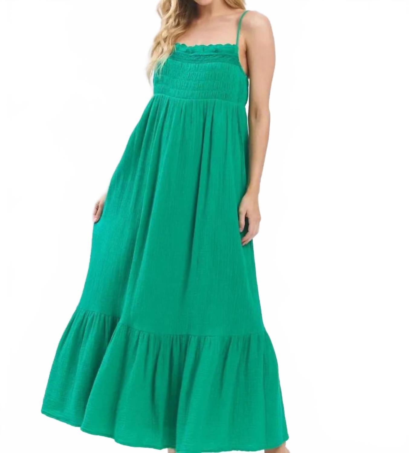 Ребекка Макси платье в зеленом BIG HIT FASHION
Ребекка Макси платье в зеленом BIG HIT FASHION