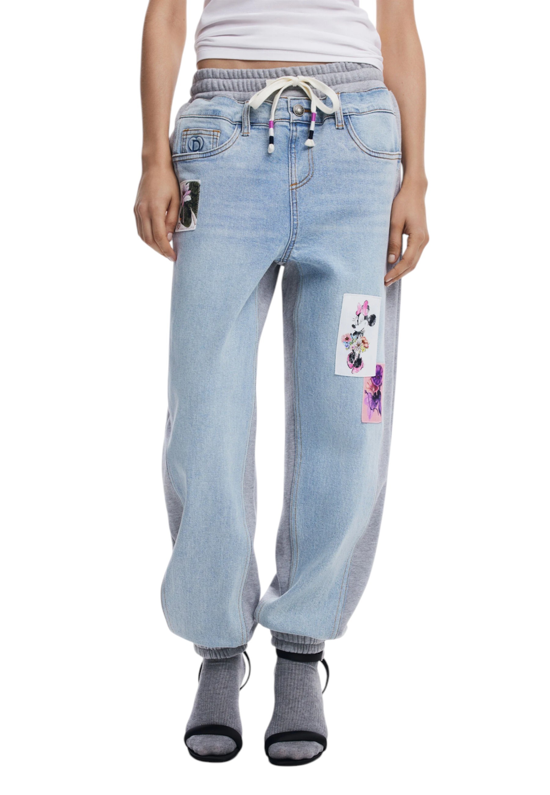 Джинсы Desigual
Джинсы Desigual