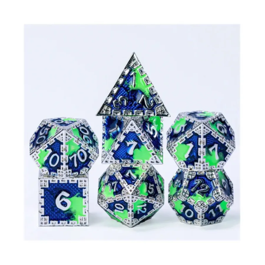 Полигональный набор «Скрытый дракон» — серебристый и синий (7), Dice Sets - Metal - Dragonstone, Dragon, Dragon Scale, Hidden Dragon
Полигональный набор «Скрытый дракон» — серебристый и синий (7), Dice Sets - Metal - Dragonstone, Dragon, Dragon Scale, Hidden Dragon