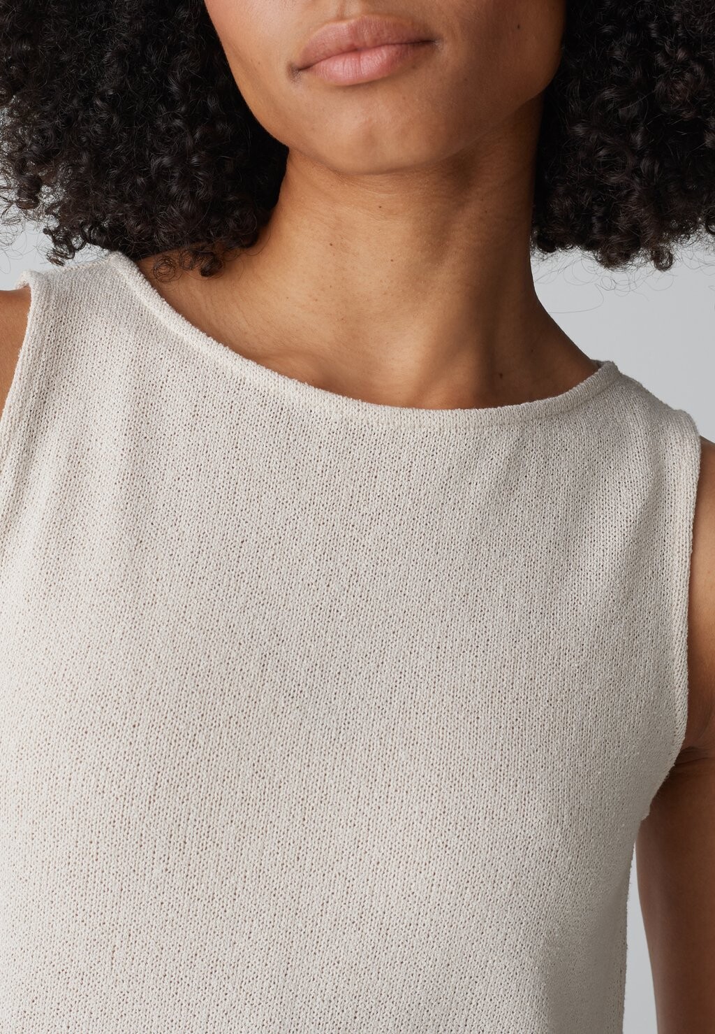 Топ ILONKI Opus, бежевый
Топ ILONKI Opus, бежевый