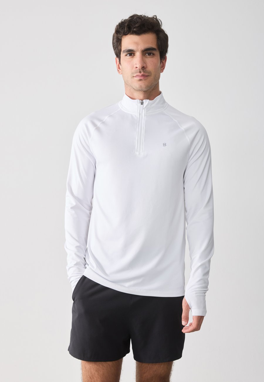 Топ Pier One Sport FOOTBALL TRAINING QUARTER ZIP TOP, White
Топ Pier One Sport FOOTBALL TRAINING QUARTER ZIP TOP, White