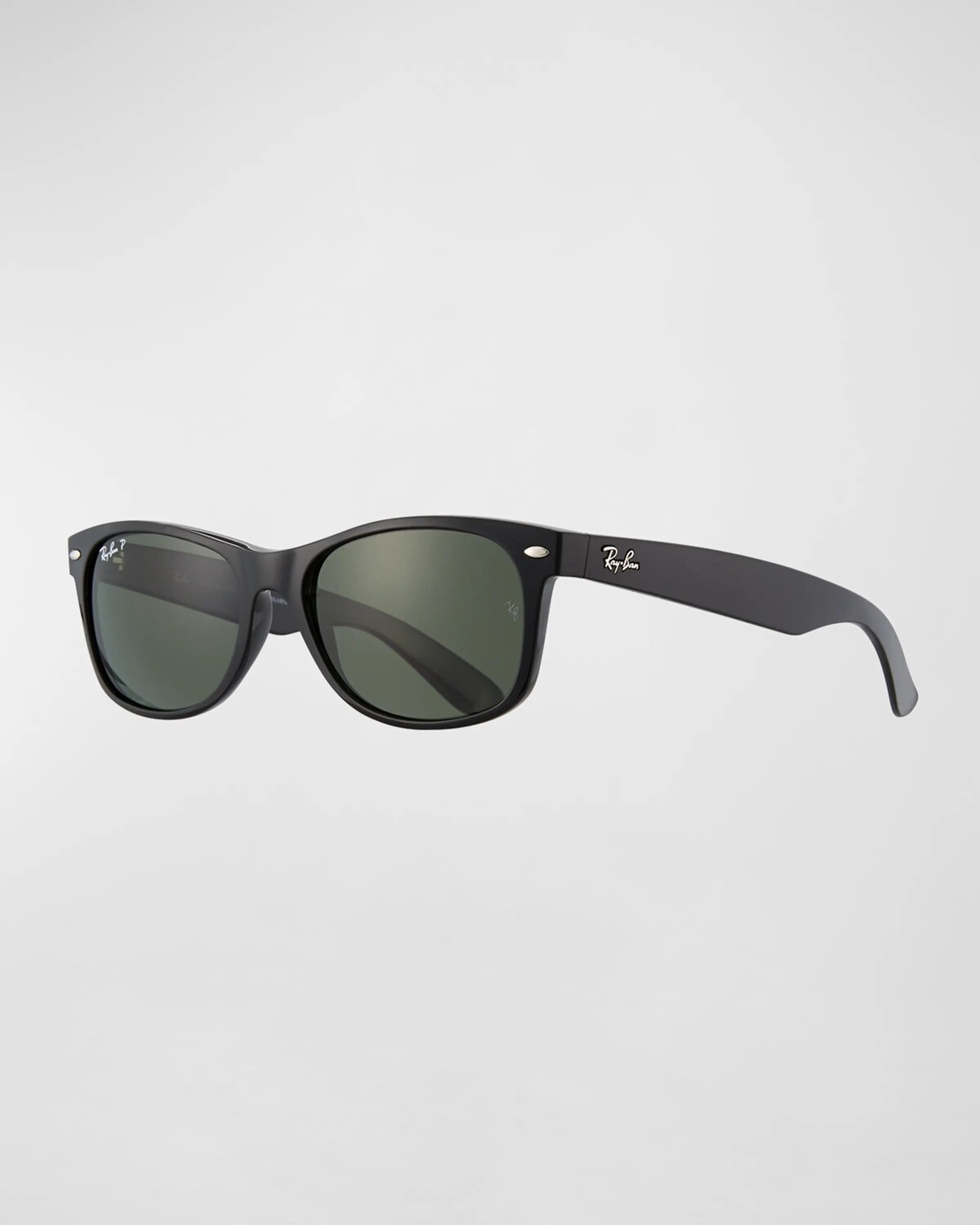 Новые солнцезащитные очки Wayfarer Color Mix, 52MM Ray Ban, цвет Black
Новые солнцезащитные очки Wayfarer Color Mix, 52MM Ray Ban, цвет Black