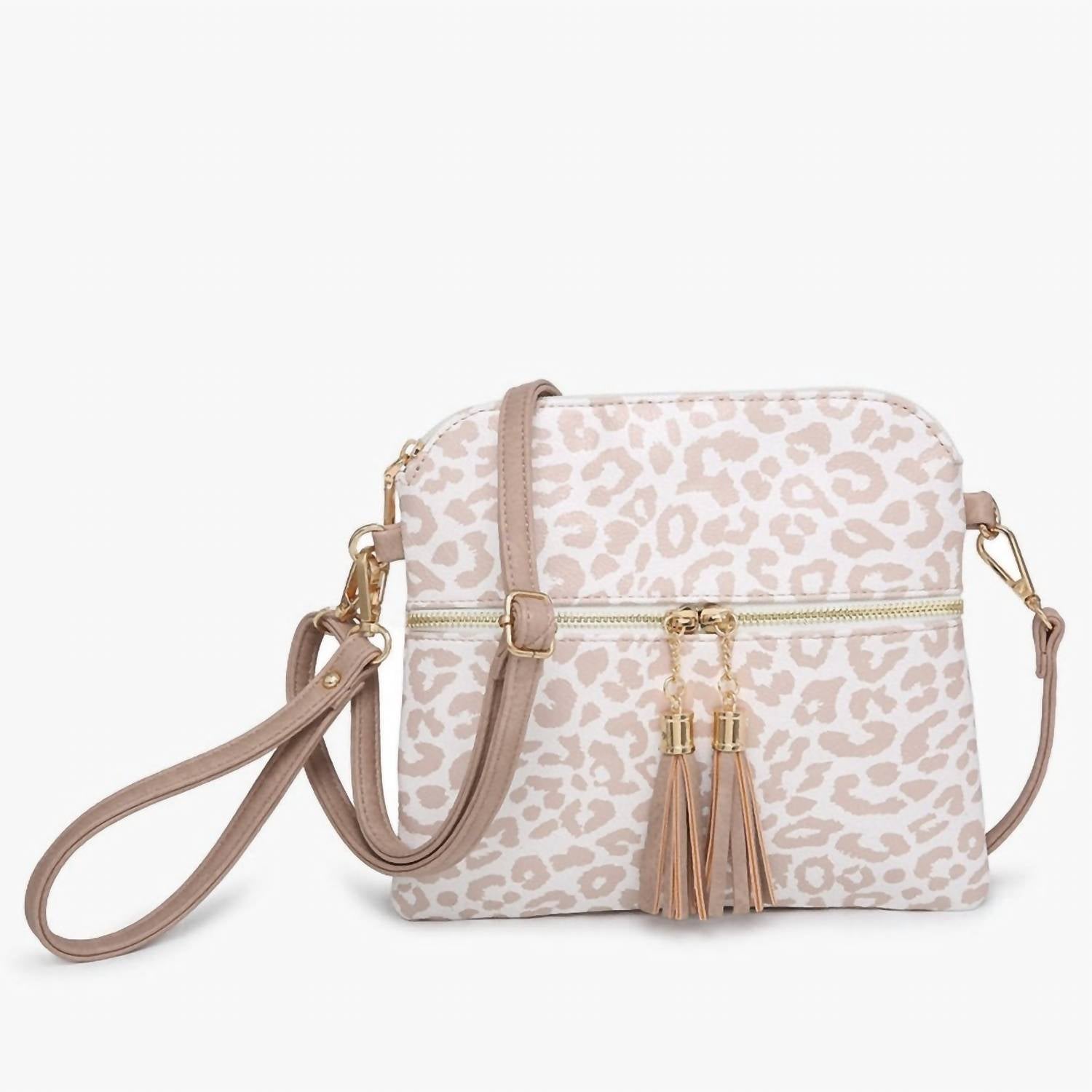 Сумка-кошелек Cheetah Print с наплечным ремнем, передним карманом на молнии и кисточками в бежевом цвете Jen & Co.
Сумка-кошелек Cheetah Print с наплечным ремнем, передним карманом на молнии и кисточками в бежевом цвете Jen & Co.