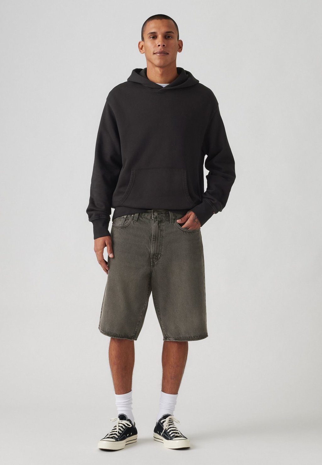 Джинсовые шорты 478 BAGGY Levi's, деним
Джинсовые шорты 478 BAGGY Levi's, деним