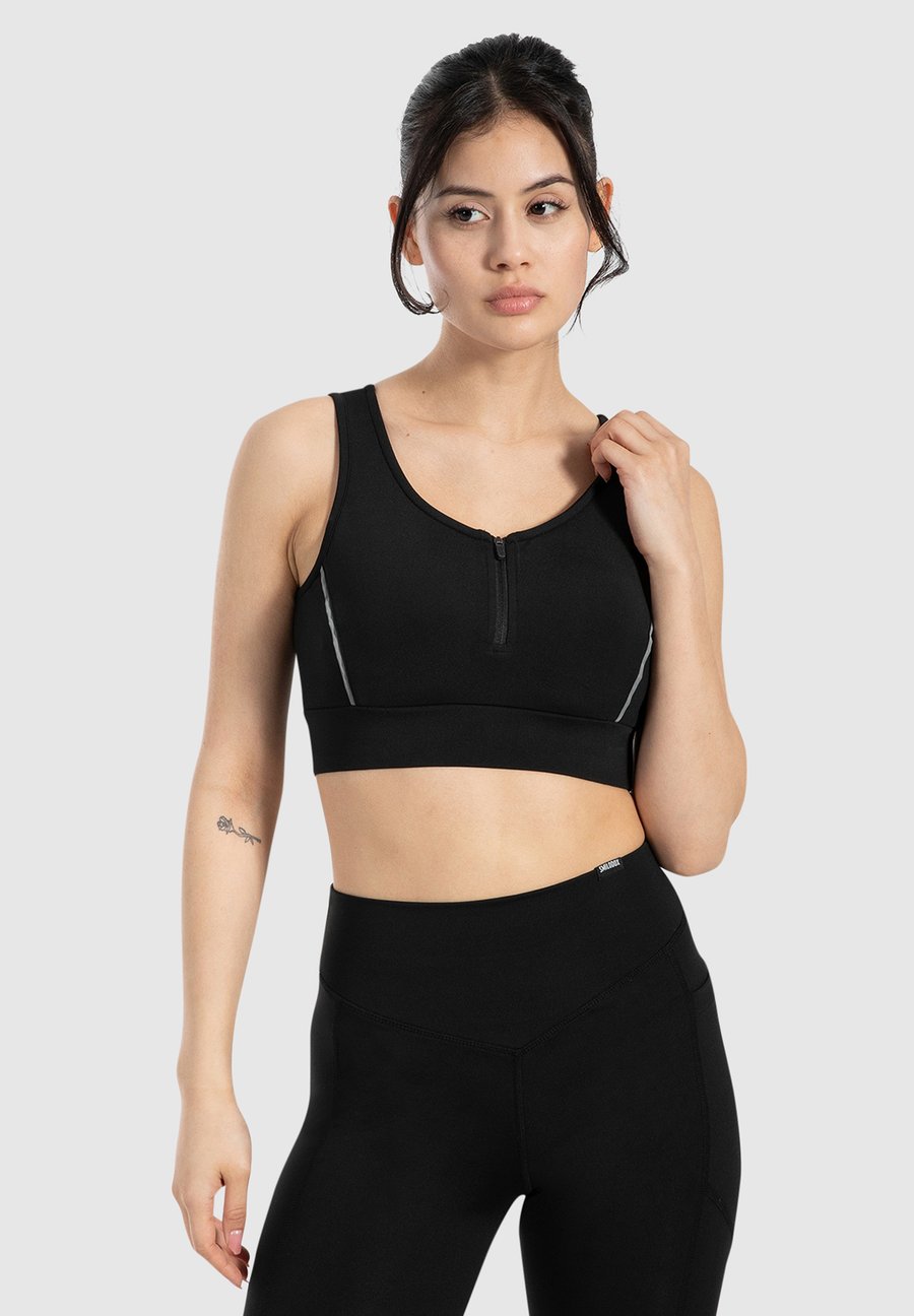 Бюстгальтер Smilodox KATHI YOGA PILATES BH, Schwarz/Black
Бюстгальтер Smilodox KATHI YOGA PILATES BH, Schwarz/Black