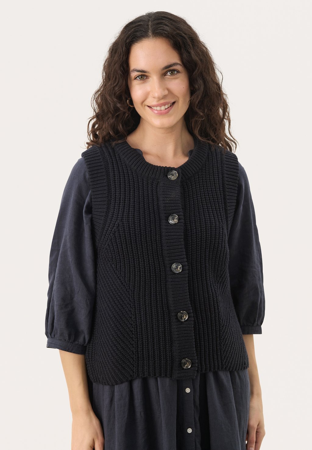 Жилет Part Two, темно-синий
Жилет Part Two, темно-синий