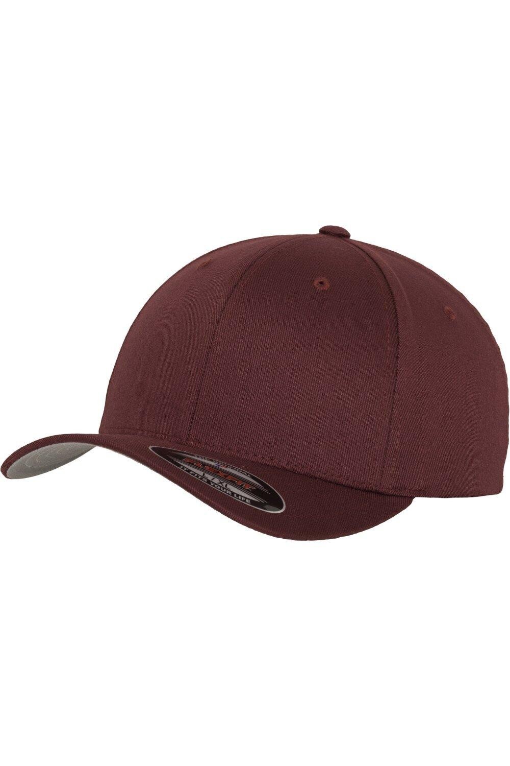 Приталенная бейсболка Flexfit Yupoong, хаки
Приталенная бейсболка Flexfit Yupoong, хаки