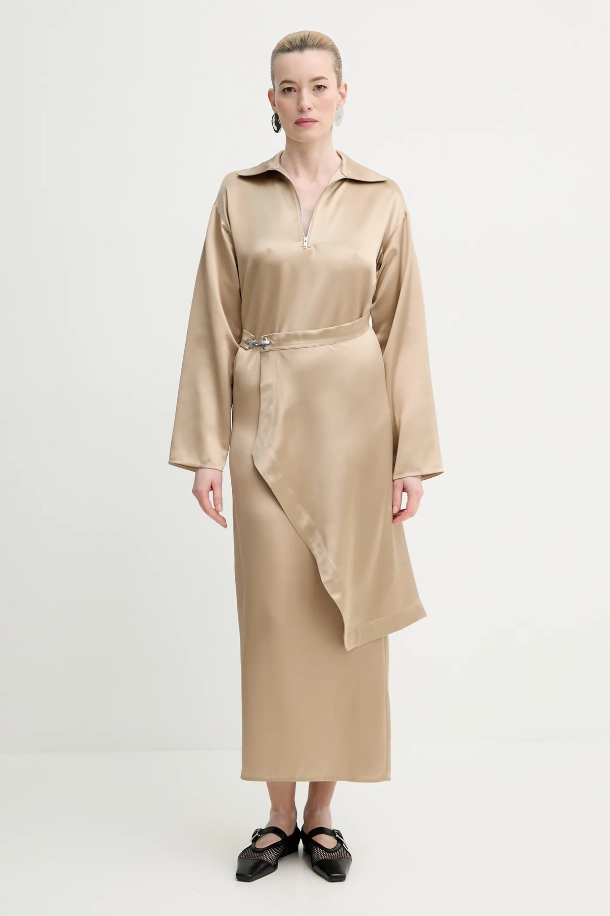 Платье COLTER Nanushka, бежевый
Платье COLTER Nanushka, бежевый