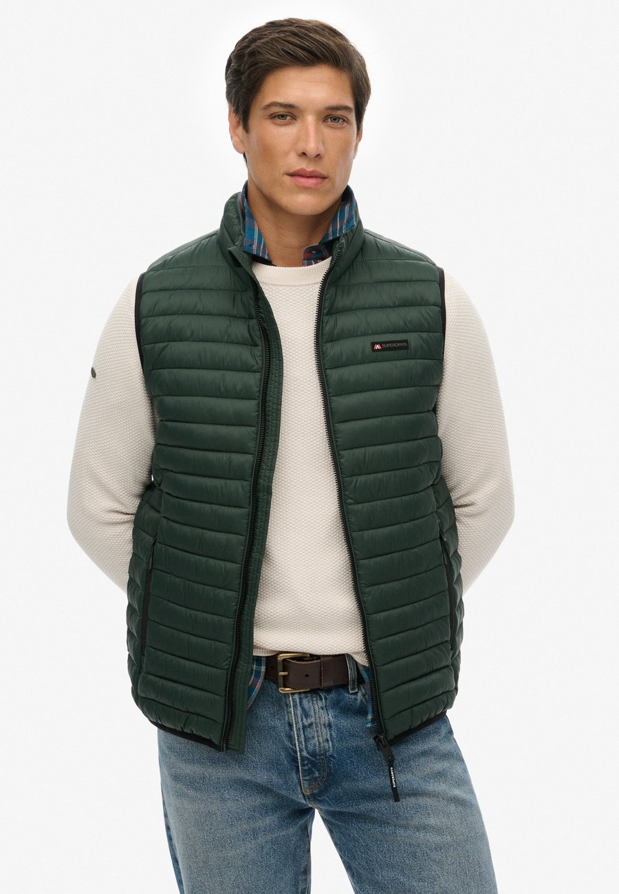 Куртка Superdry & Co Waistcoat, Eagle Green/Green
Куртка Superdry & Co Waistcoat, Eagle Green/Green