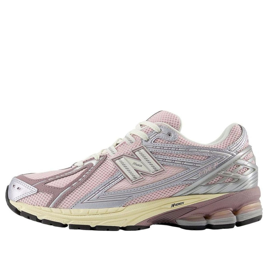 Кроссовки New Balance 1906R 'Pastels Silver Pink', серебряный
Кроссовки New Balance 1906R 'Pastels Silver Pink', серебряный