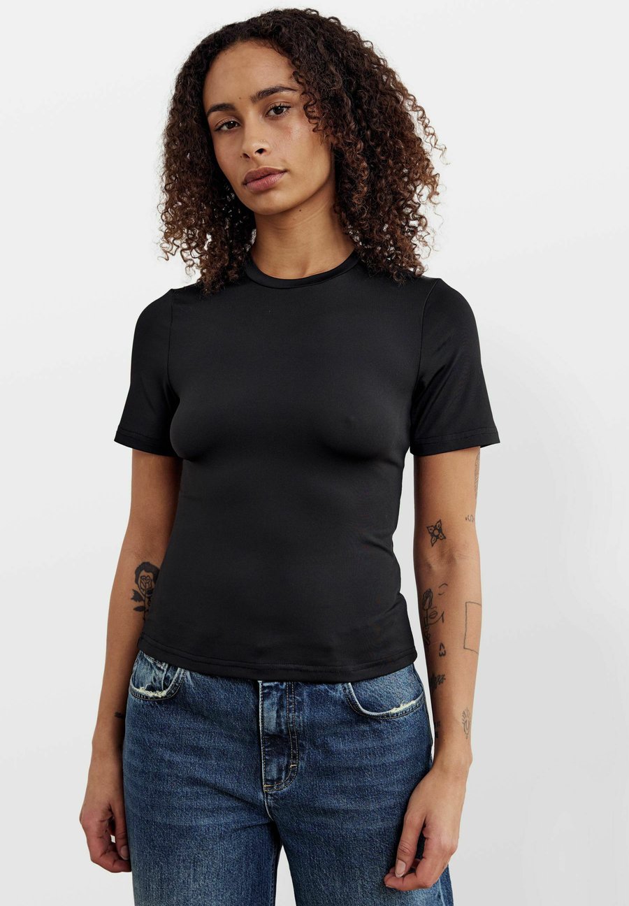 Футболка Noella JULIA, Black, Черный, Футболка Noella JULIA, Black
Футболка Noella JULIA, Black, Черный, Футболка Noella JULIA, Black