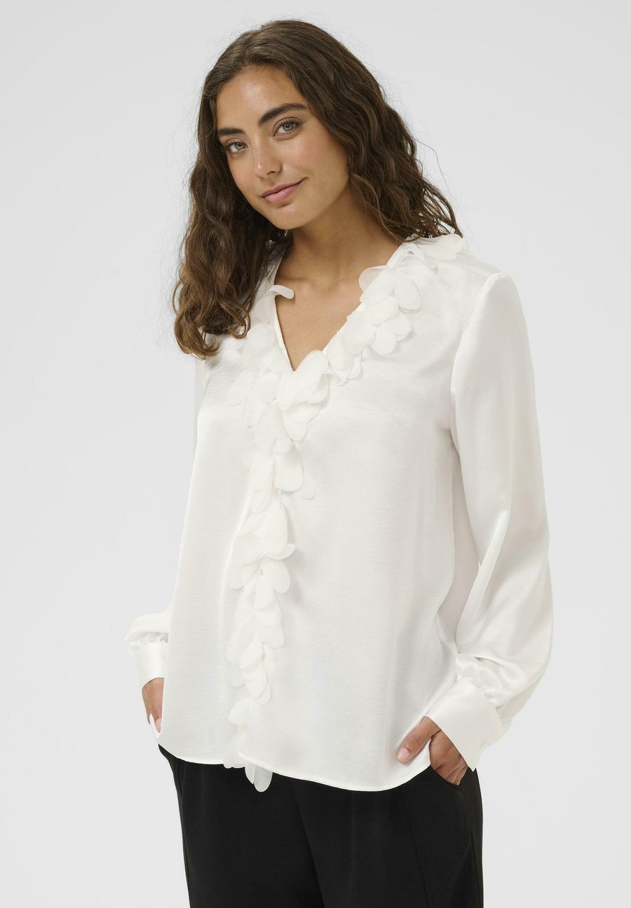 Блуза Culture BRIELLE, Spring Gardenia/Off-White
Блуза Culture BRIELLE, Spring Gardenia/Off-White