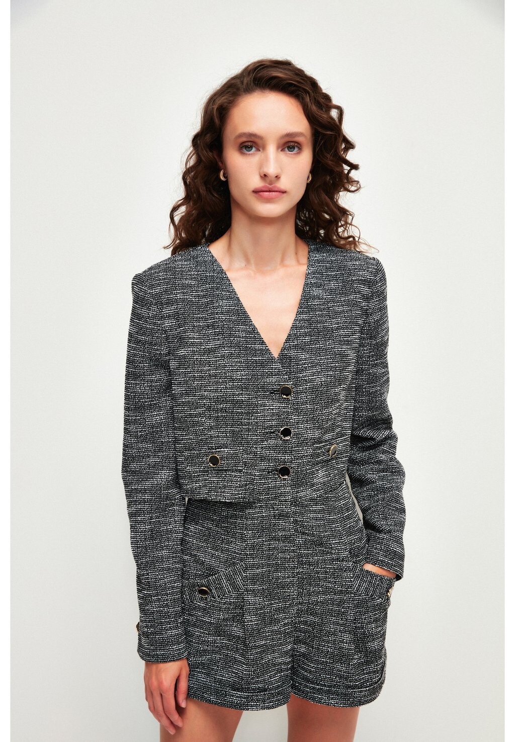 Комбинезон DETAILED V NECK adL, антрацит 
Комбинезон DETAILED V NECK adL, антрацит