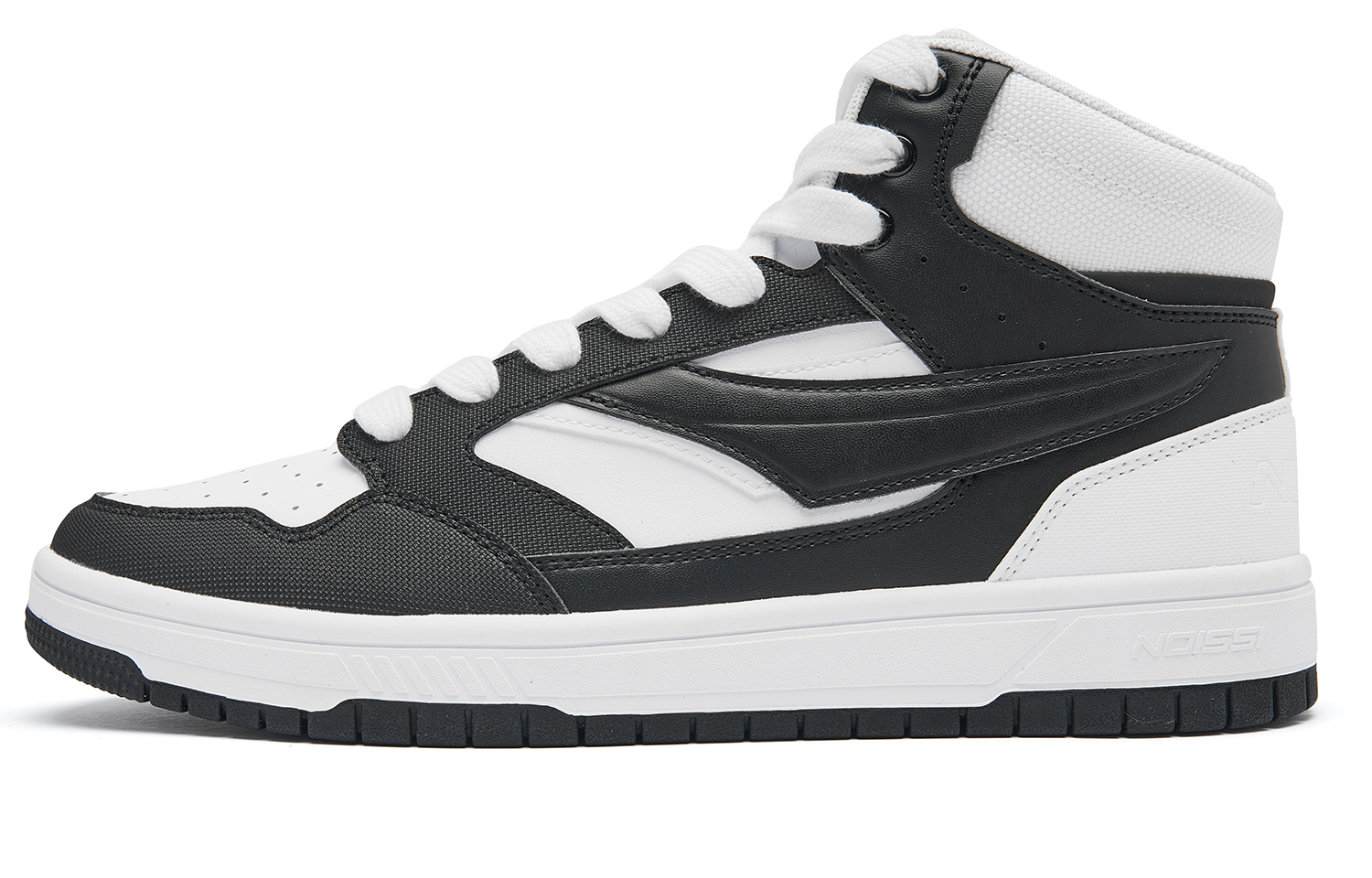 Кроссовки для скейтбординга мужские высокие бело-черные QIAODAN
Кроссовки для скейтбординга мужские высокие бело-черные QIAODAN