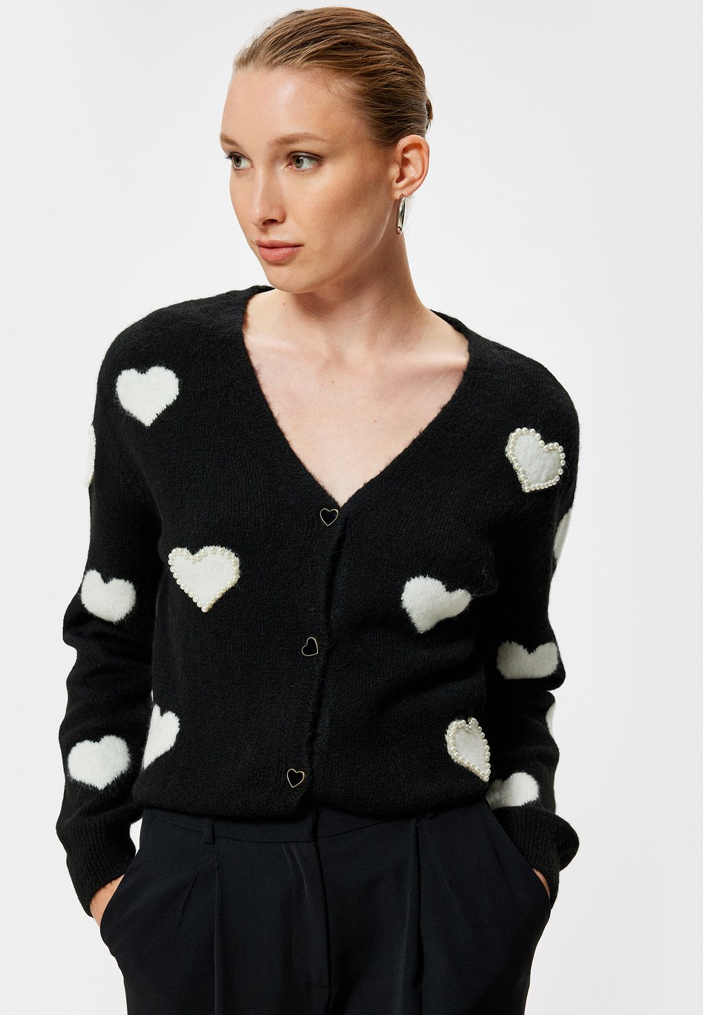 Кардиган HEART PATTERNED Koton, черный
Кардиган HEART PATTERNED Koton, черный
