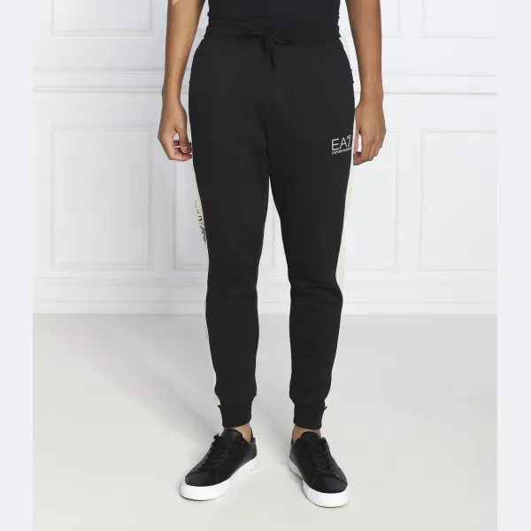 Спортивные брюки стандартного кроя Ea7, черный
Спортивные брюки стандартного кроя Ea7, черный