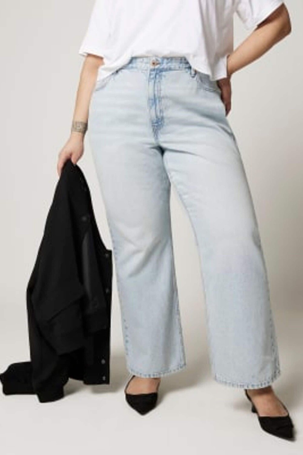 Свободные джинсы прямого кроя с высокой посадкой River Island, синий
Свободные джинсы прямого кроя с высокой посадкой River Island, синий