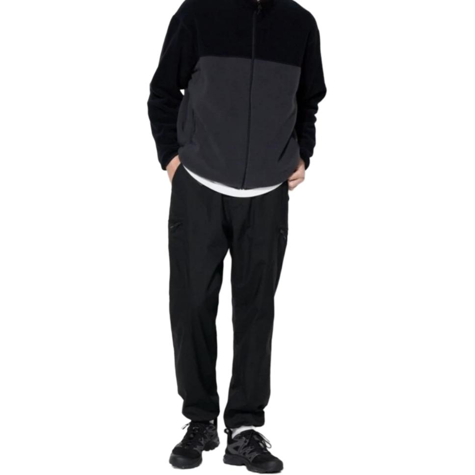 UNIQLO Повседневные брюки унисекс черные
UNIQLO Повседневные брюки унисекс черные