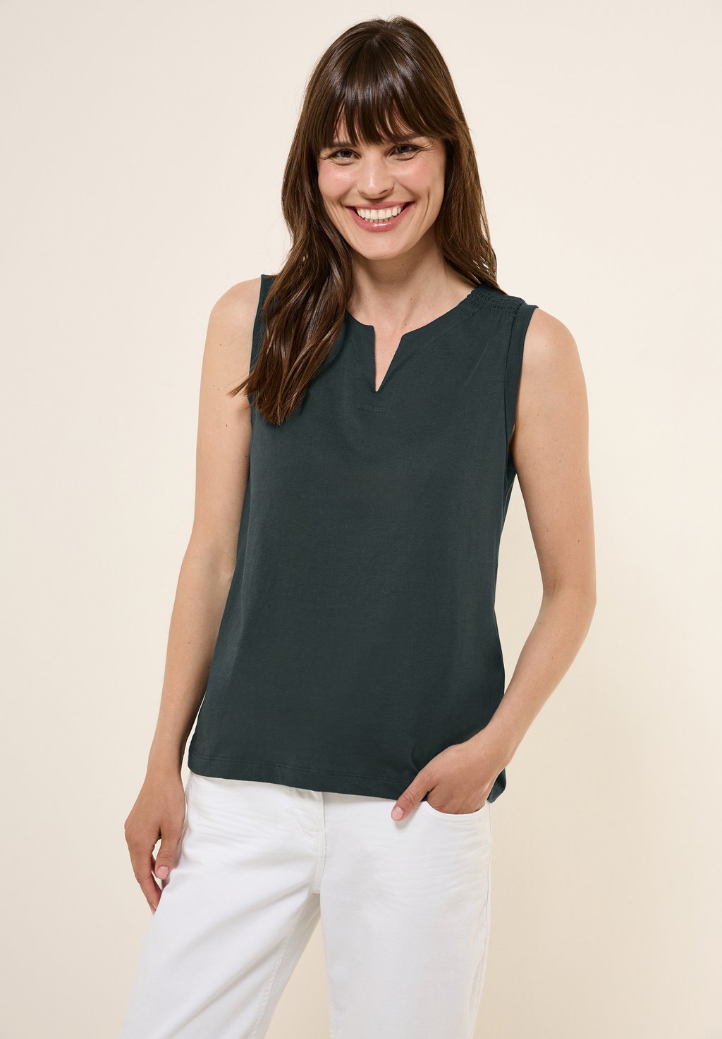 Топ Cecil, темно-зеленый
Топ Cecil, темно-зеленый