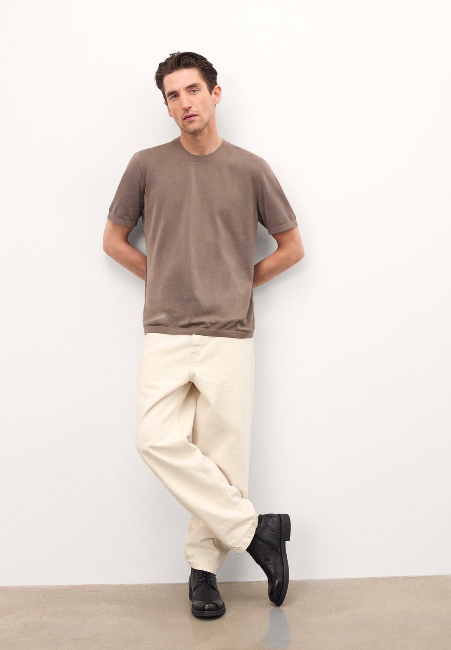 Ботинки Kazar QUANTOS, Black
Ботинки Kazar QUANTOS, Black