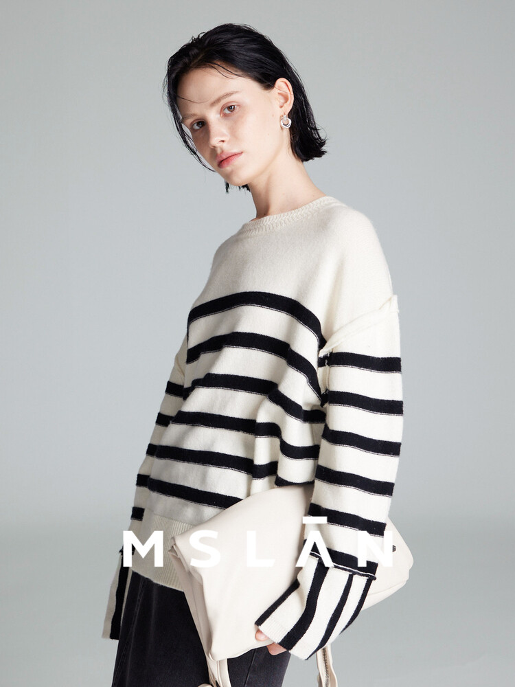 Пуловер шерстяной MSlan полосатый, кремовый
Пуловер шерстяной MSlan полосатый, кремовый