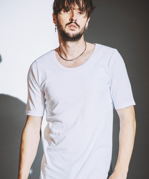 NO ID. Длинная футболка с боковым разрезом, белая
NO ID. Длинная футболка с боковым разрезом, белая