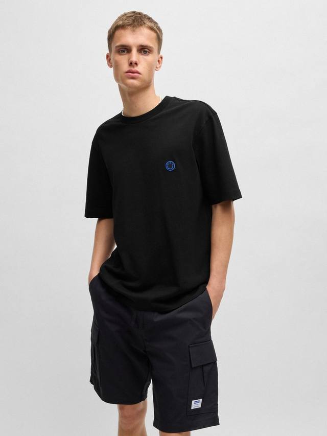 Хлопчатобумажная футболка обычного покроя с коротким рукавом HUGO BOSS, черный
Хлопчатобумажная футболка обычного покроя с коротким рукавом HUGO BOSS, черный