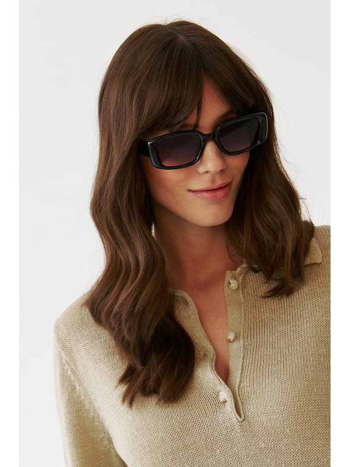 Солнцезащитные очки TATUUM
Солнцезащитные очки TATUUM