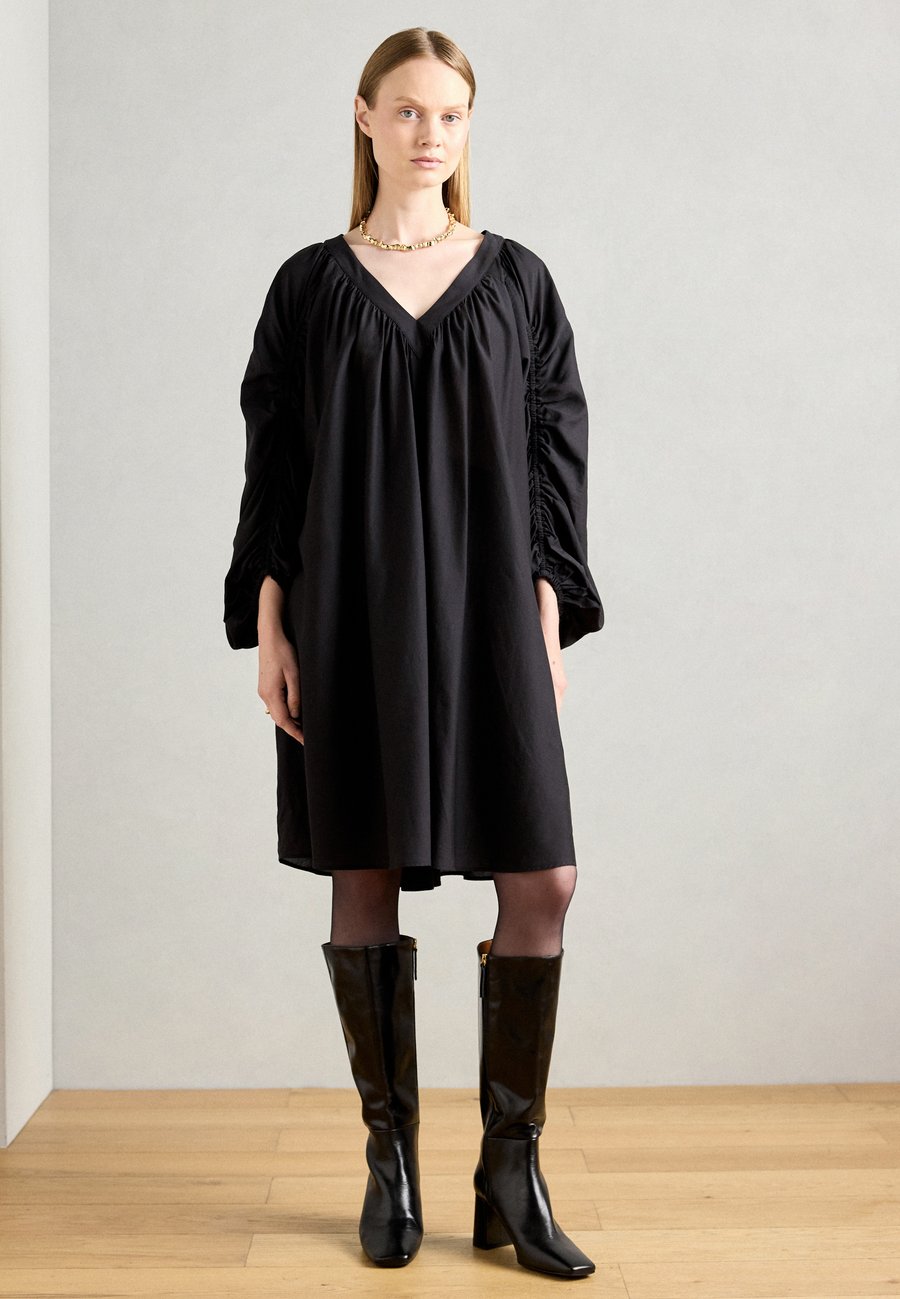 Платье Lindex DRESS CAITLYN, Black
Платье Lindex DRESS CAITLYN, Black