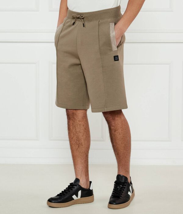 Шорты изношены. Loose fit Hugo, коричневый
Шорты изношены. Loose fit Hugo, коричневый