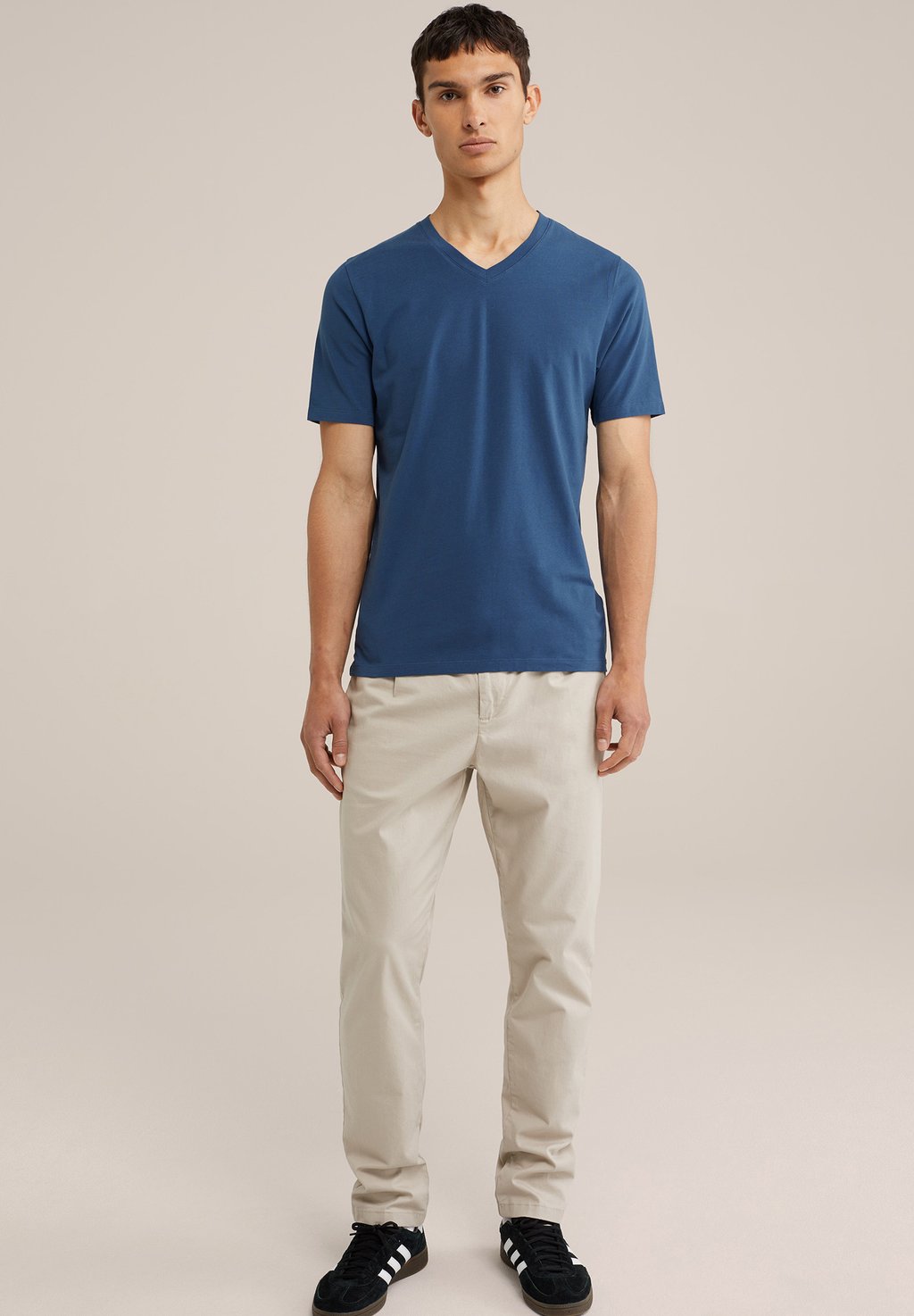 Базовая футболка WE Fashion, синий
Базовая футболка WE Fashion, синий