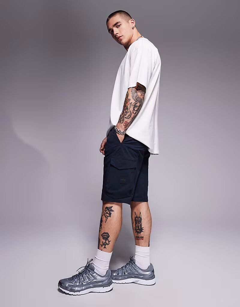 Техношорты BOSS Green Urbanex Cargo темно-синего цвета
Техношорты BOSS Green Urbanex Cargo темно-синего цвета