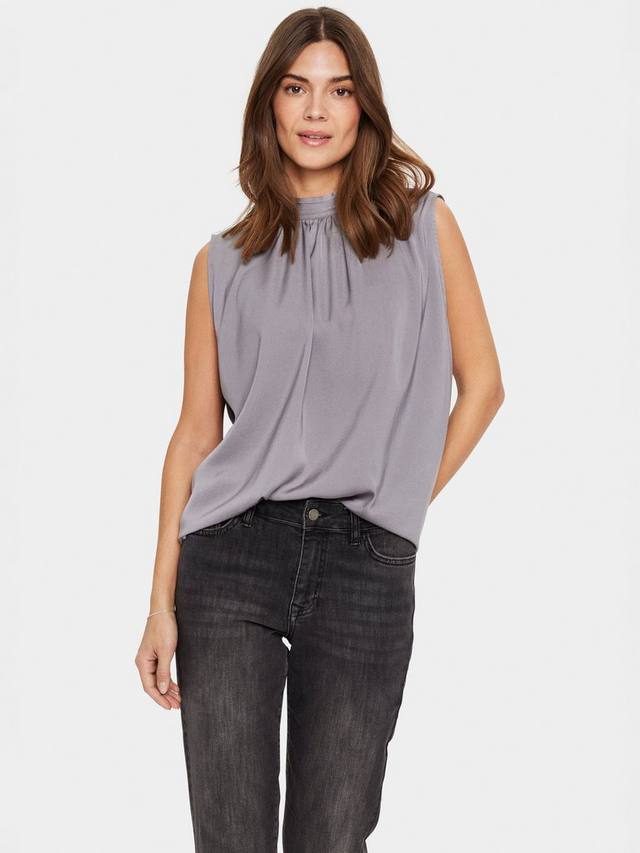 Топ без рукавов от эйлин Saint Tropez, цвет Grey Quill
Топ без рукавов от эйлин Saint Tropez, цвет Grey Quill