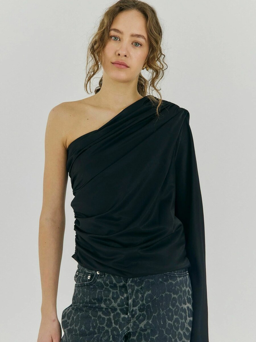 Топ NORR Talua, черный
Топ NORR Talua, черный