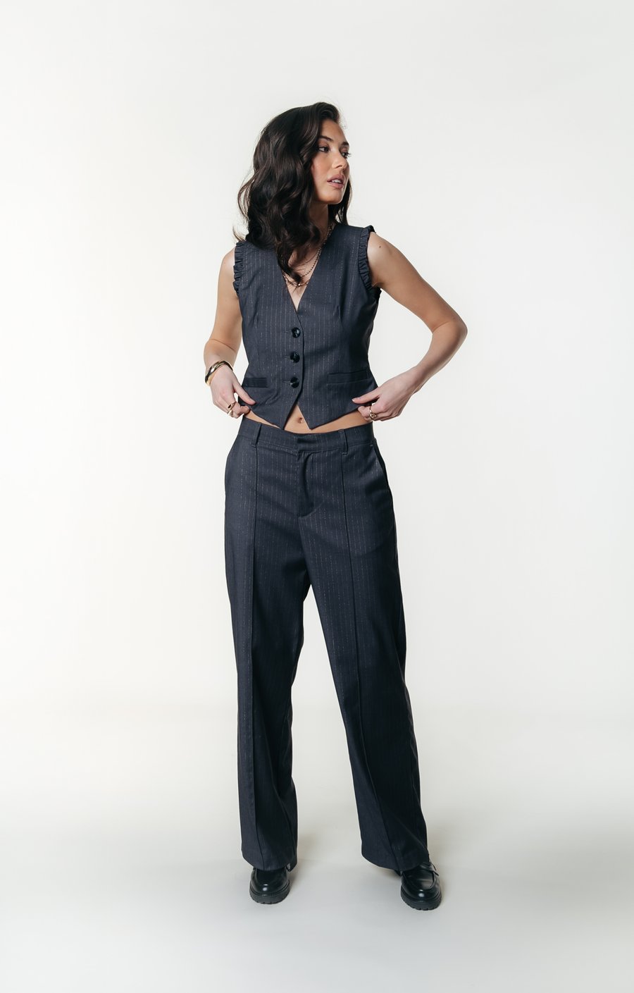Брюки Colourful Rebel PINSTRIPE PANTS, Dark Grey
Брюки Colourful Rebel PINSTRIPE PANTS, Dark Grey