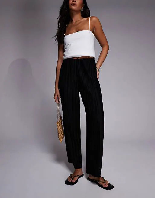 Черные плиссированные широкие брюки River Island
Черные плиссированные широкие брюки River Island