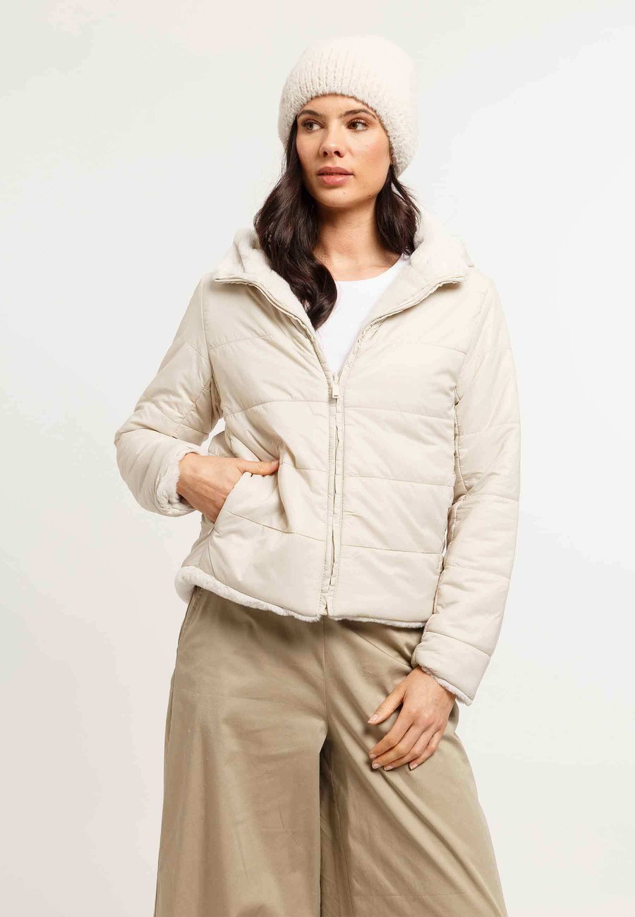 Шапка Loevenich BEANIE, Cream/White
Шапка Loevenich BEANIE, Cream/White