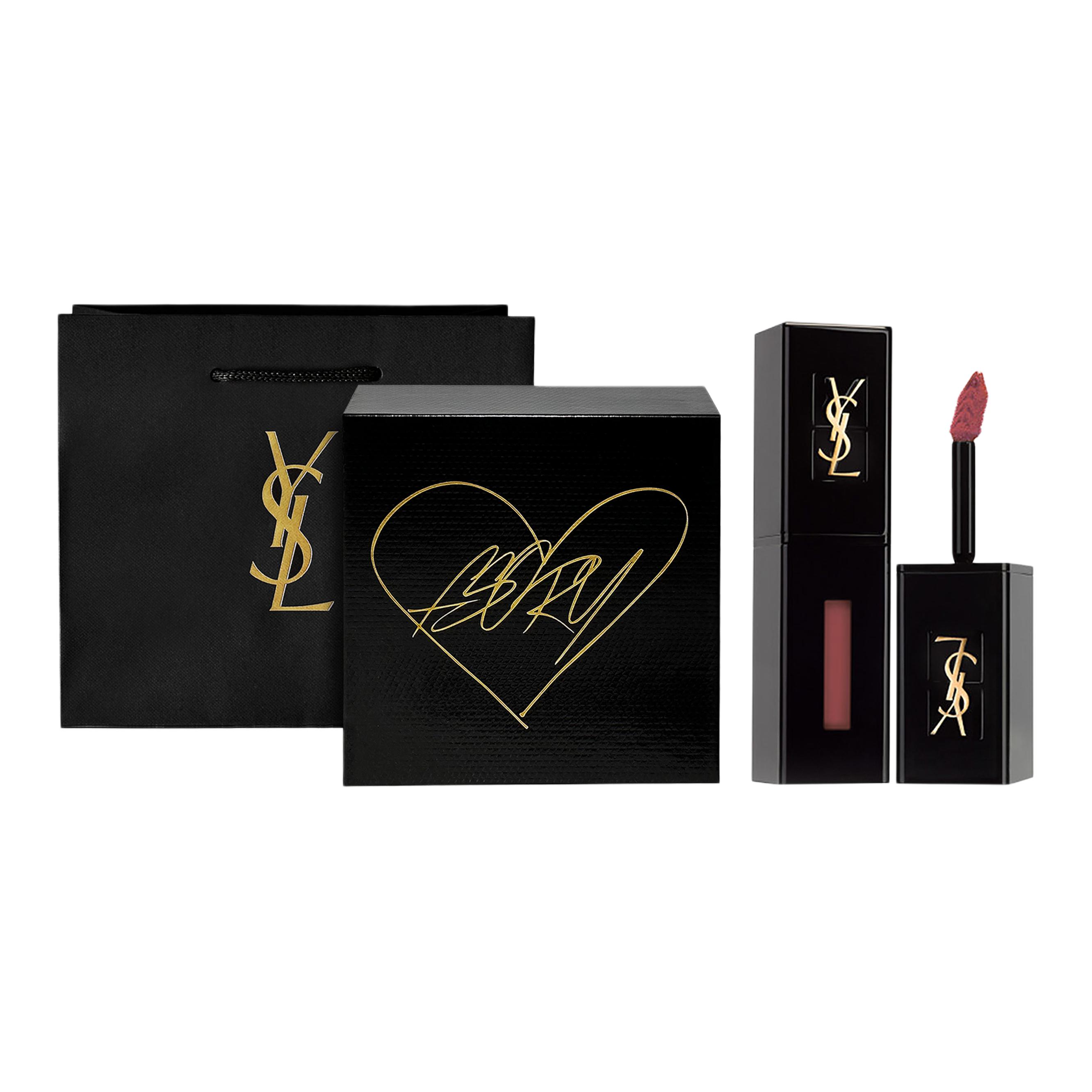 SAINT LAURENT Черная туба Black Gold блеск для губ Box глянцевый легко растушевывается стойкий 5,5 мл
SAINT LAURENT Черная туба Black Gold блеск для губ Box глянцевый легко растушевывается стойкий 5,5 мл