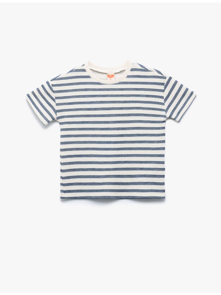 Футболка SS в полоску цвета экрю KOTON
Футболка SS в полоску цвета экрю KOTON